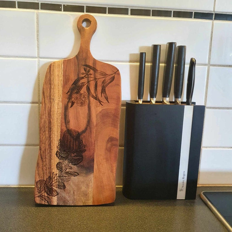 Banksia Coccinea & Eucalyptus Globulus Custom Engraved Australian Native Flower Hardwood Chopping/Cutting/Serving Paddle Board