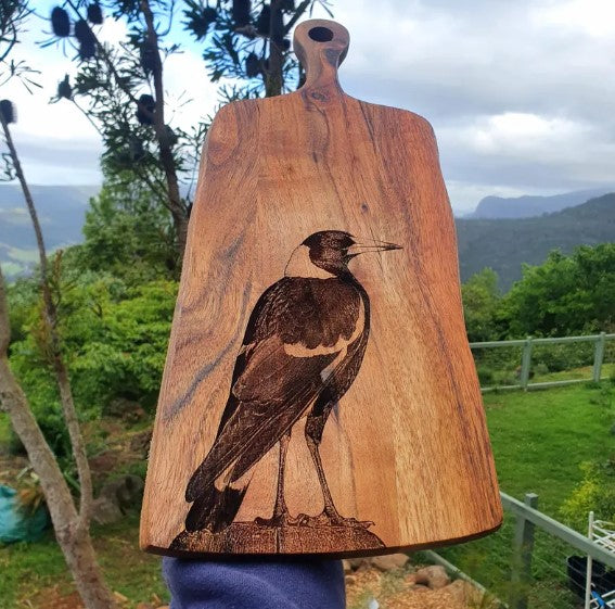 Australian Magpie Custom Engraved Native Bird Fauna Hardwood Chopping/Cutting/Serving Paddle Board